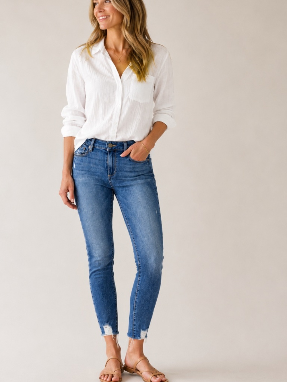 PAIGE Verdugo Ankle Skinny Jeans Size 27 Distressed Raw Hem Medium Wash